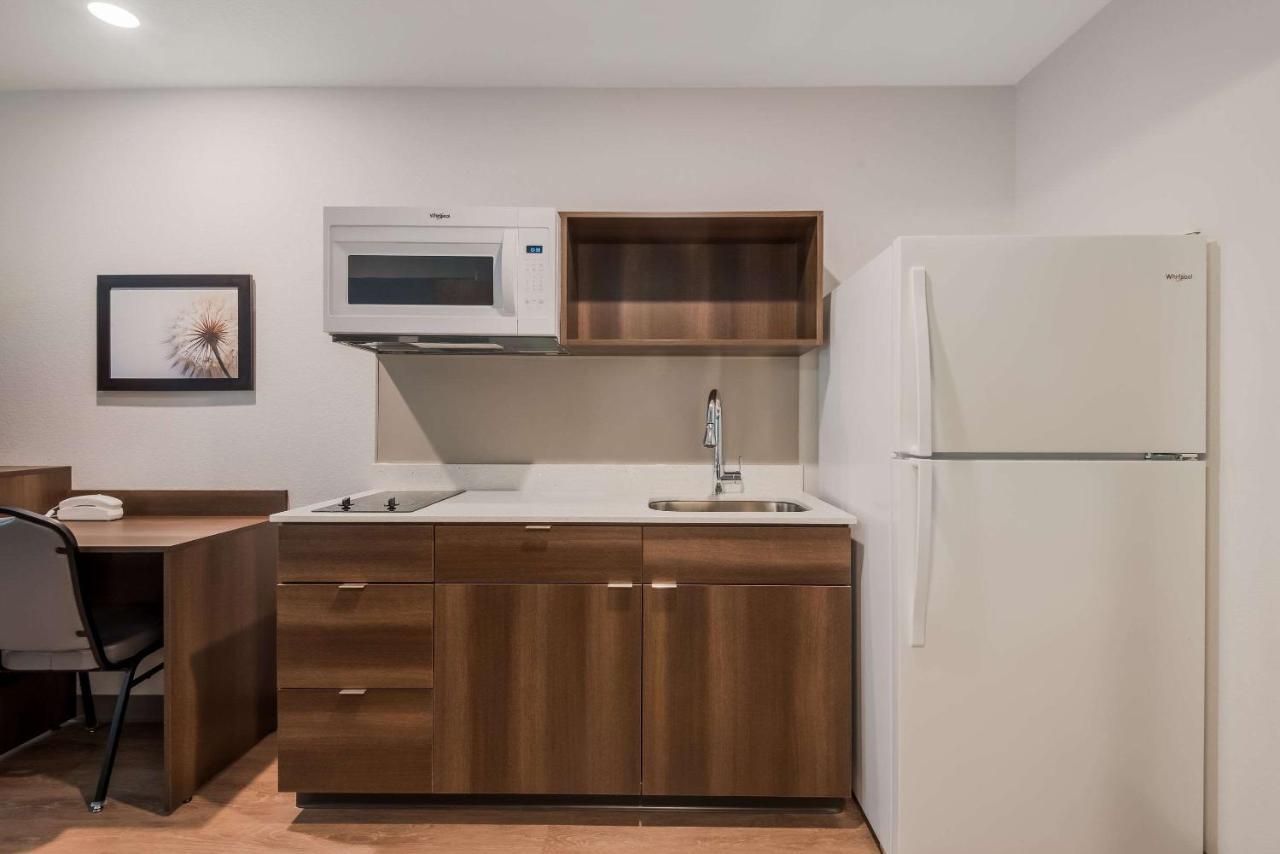Woodspring Suites Bellflower - Los Angeles Exterior photo
